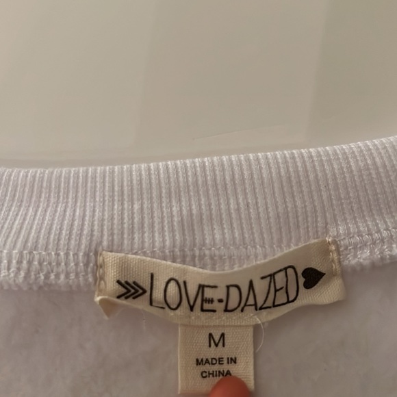Live Dazed Women NWT-Size Med Sweatshirt-super soft - Picture 2 of 7